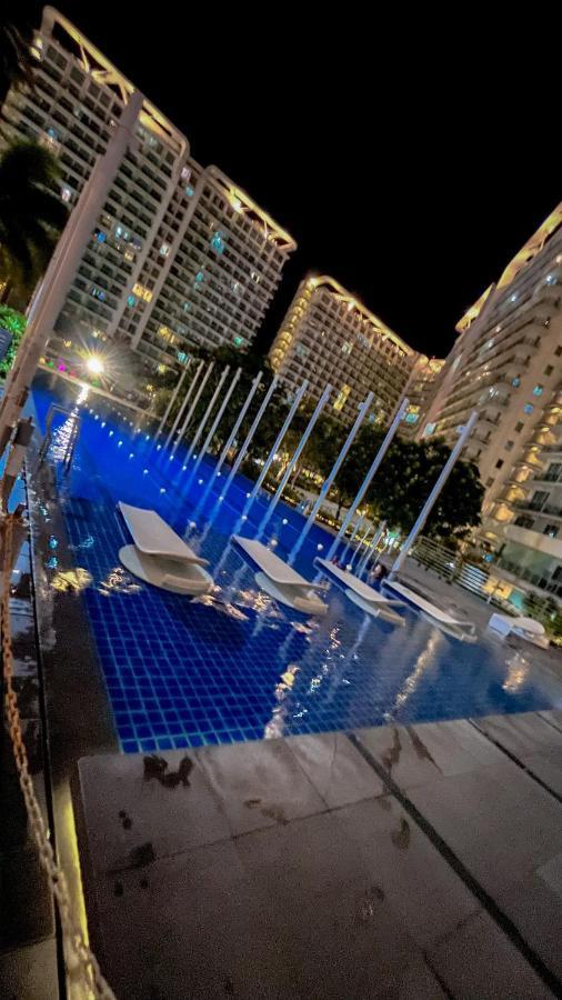 Azure Urban Resort Maui Unit Μανίλα Εξωτερικό φωτογραφία