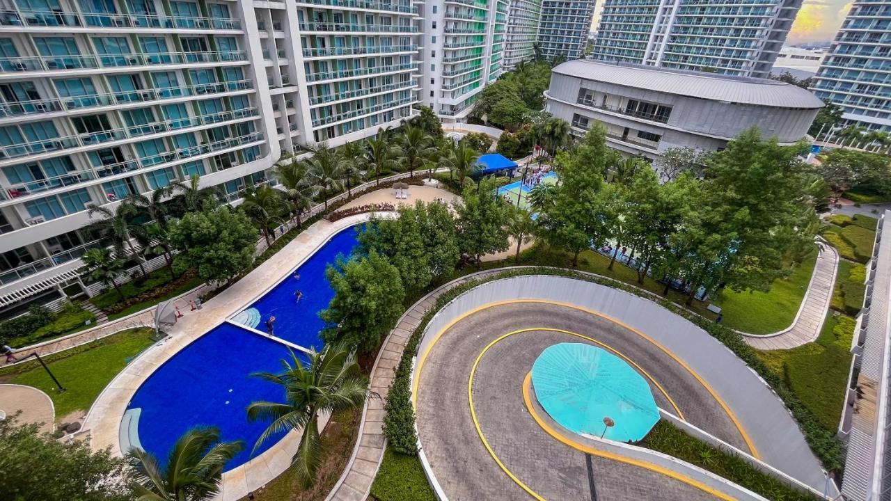 Azure Urban Resort Maui Unit Μανίλα Εξωτερικό φωτογραφία