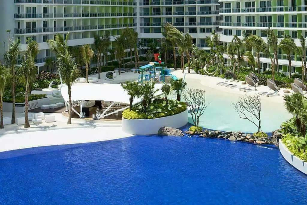 Azure Urban Resort Maui Unit Μανίλα Εξωτερικό φωτογραφία